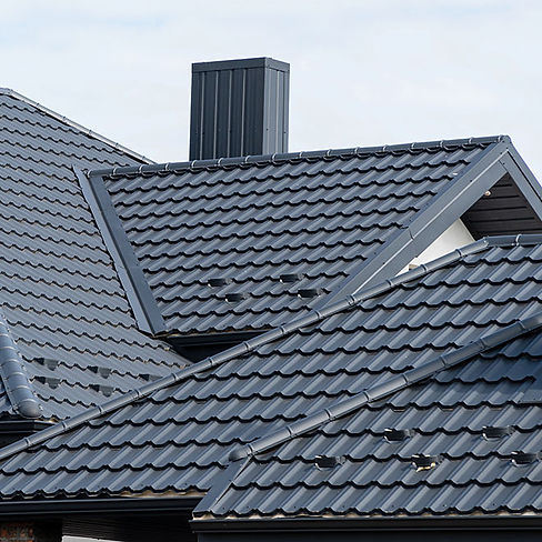 Roof-Metal-Roof-648744376-660P.jpg