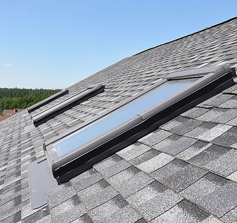 Roof-skylight-242137684-660P.jpg