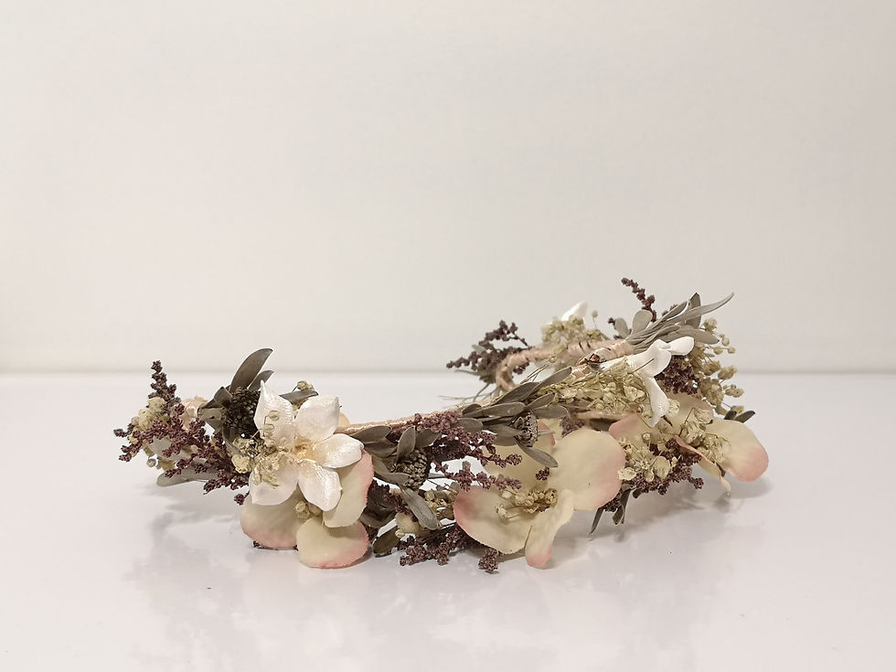 Miniatura: Tiara flores preservadas