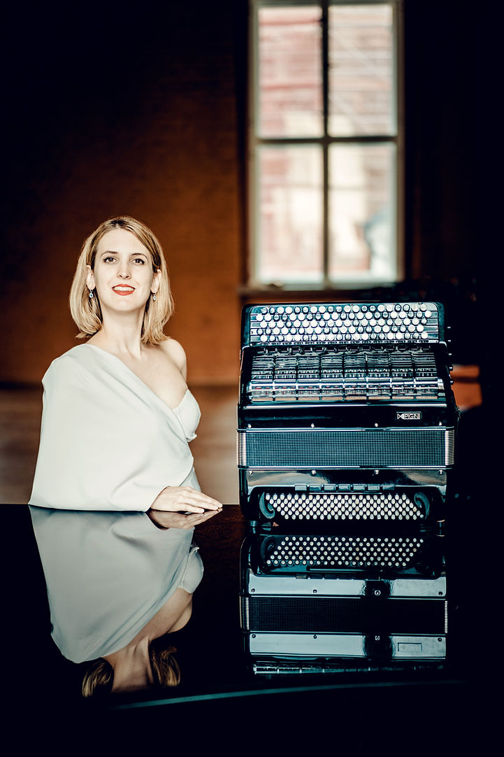 (c) Sanja Mlinaric Accordion.jpg