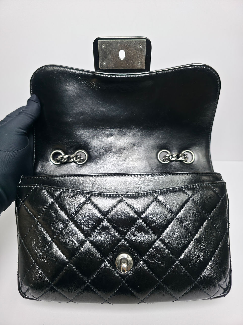 Thumbnail: Chanel - Chain Flap Bag