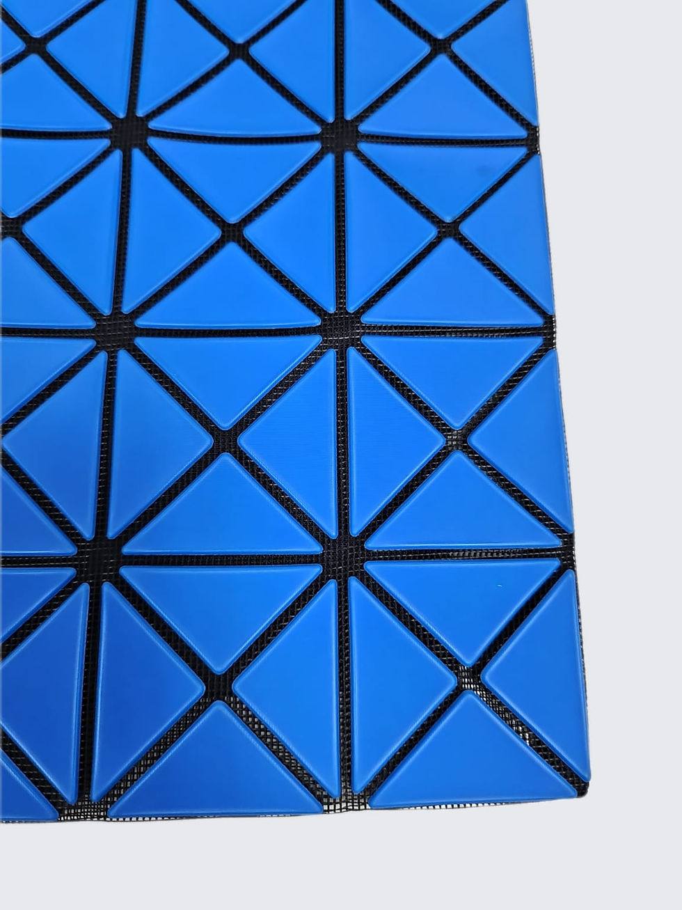 Thumbnail: 
Issey Miyake - BaoBao