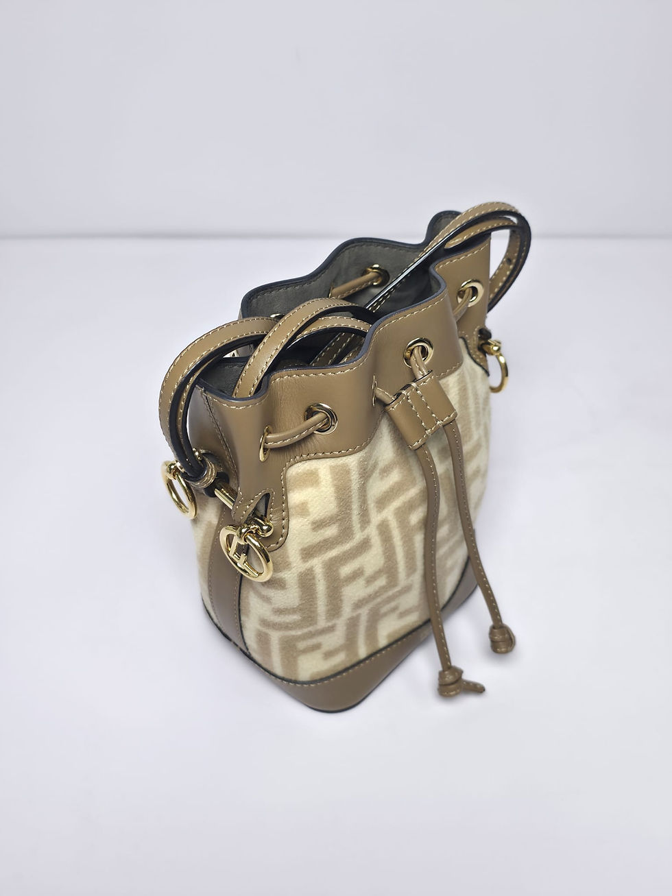 縮圖：Fendi - Mon Tresor Mini Bucket Bag
