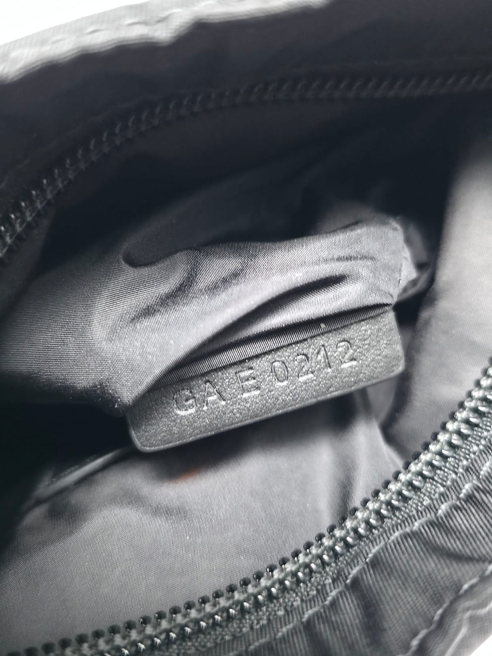Thumbnail: Givenchy - Logo Print Crossbody Bag