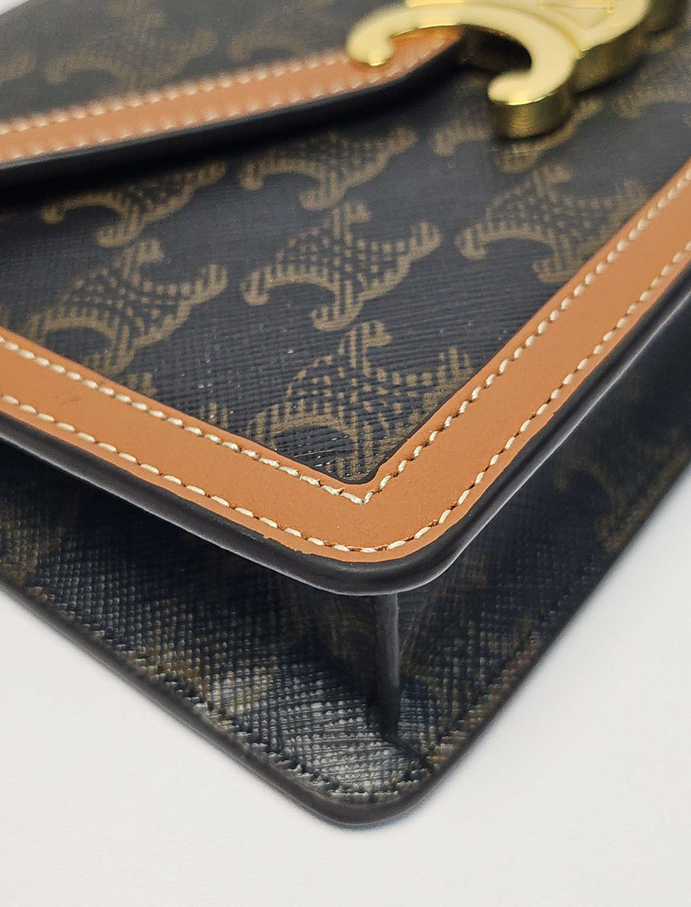 Thumbnail: Celine - Wallet On Chain Margo