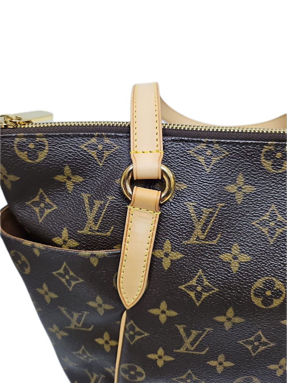 Thumbnail: LV - Totally PM

