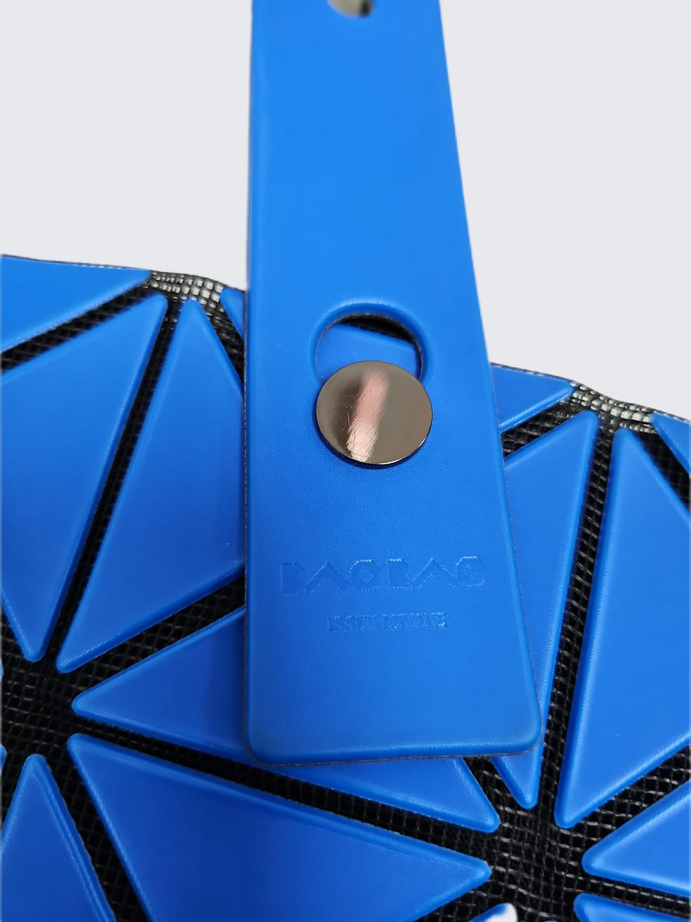 Thumbnail: 
Issey Miyake - BaoBao