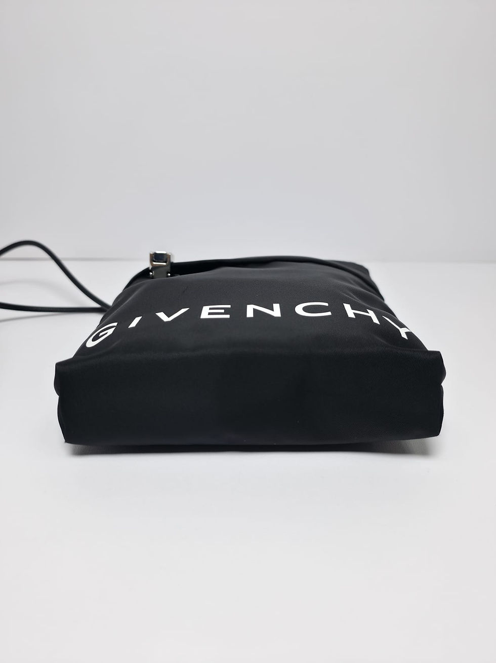Thumbnail: Givenchy - Logo Print Crossbody Bag