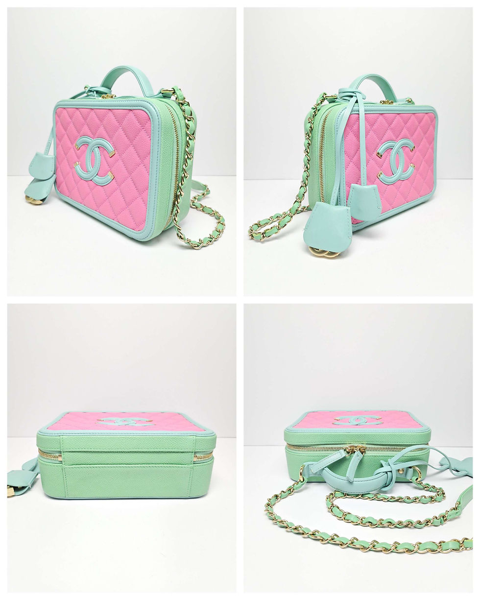 Thumbnail: Chanel - Vanity Case