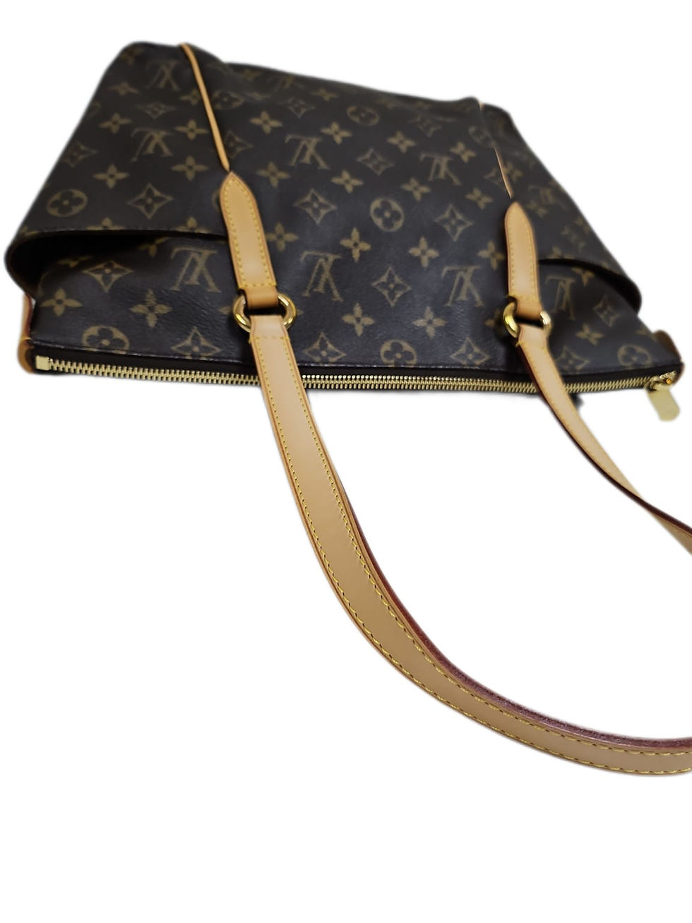 Thumbnail: LV - Totally PM

