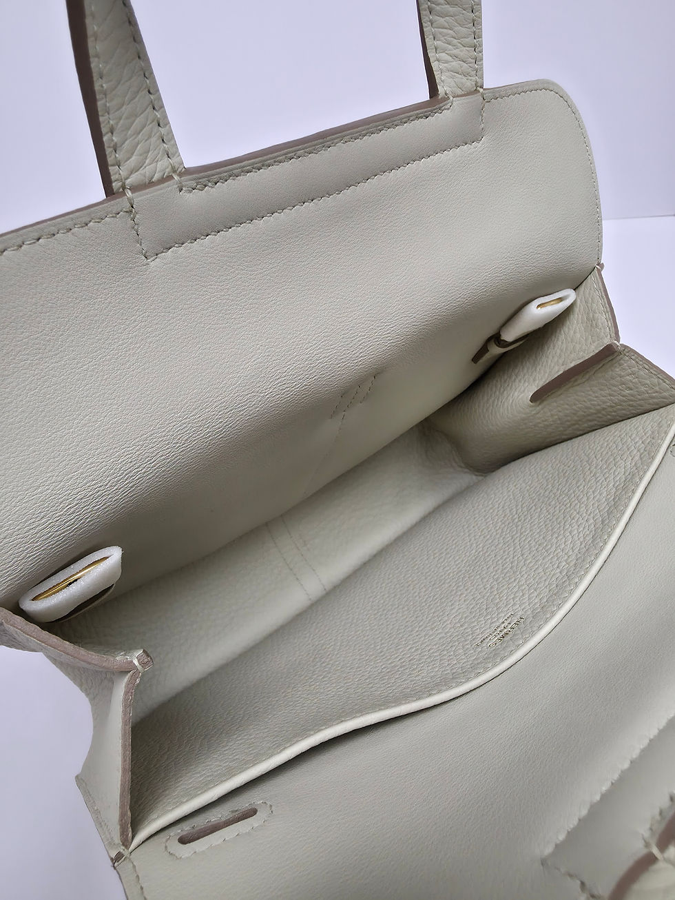 縮圖：Hermes - Halzan