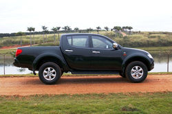 Mitsubishi L200 Triton 2015