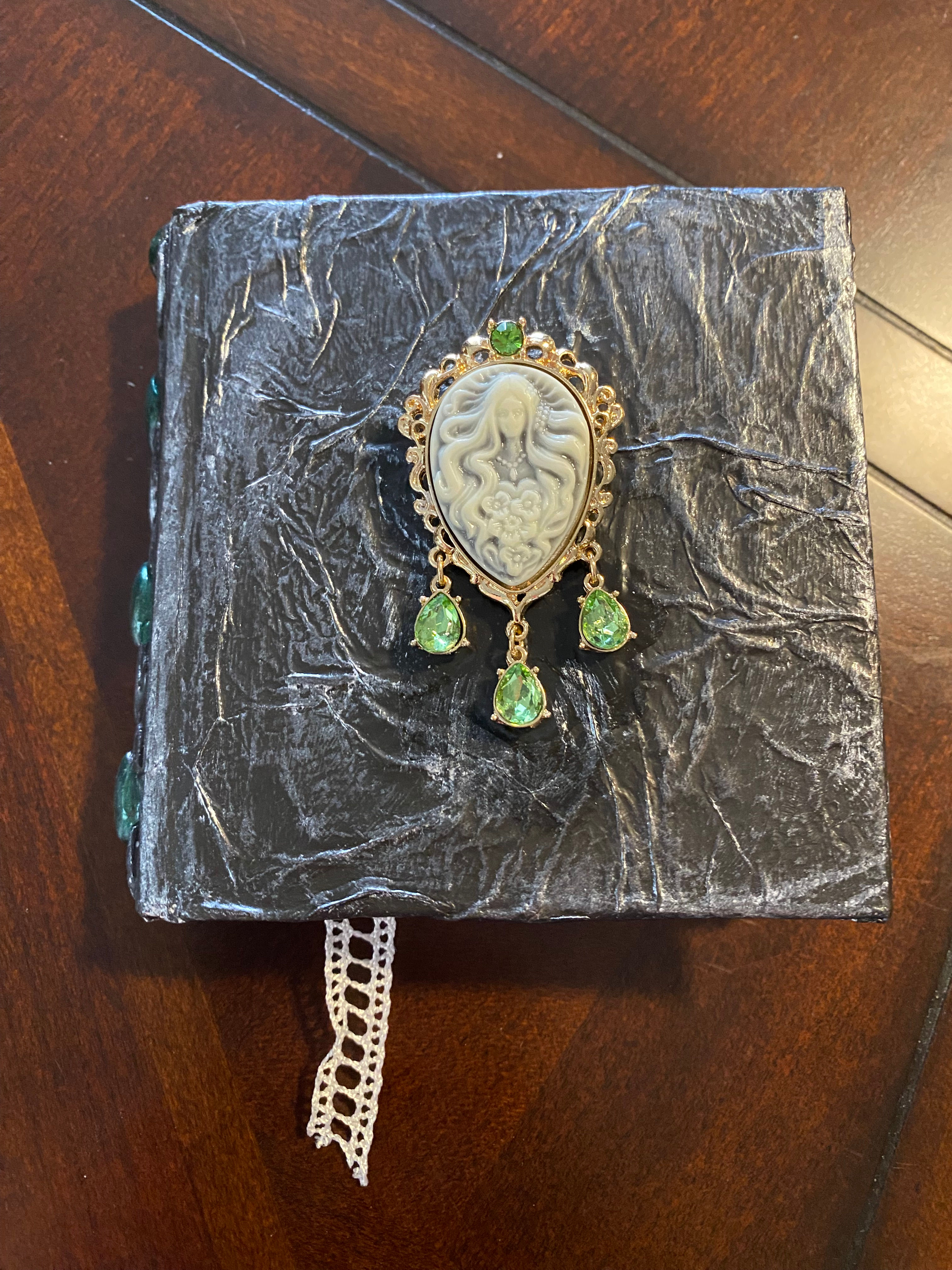 Mini Book of Shadows ~ Grimoire ~ Journal