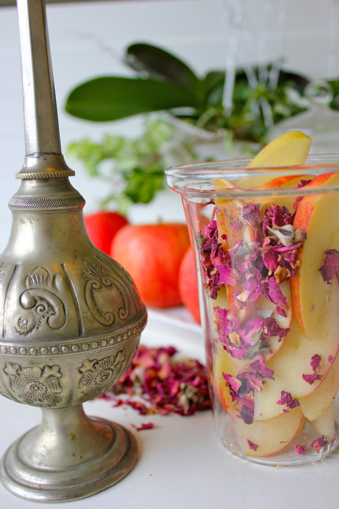 Floral Rose Apple Tea