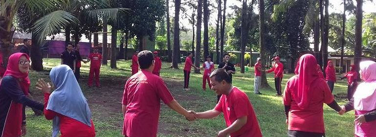 games team building isi liburan