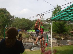 flying fox Citra Alam Riverside