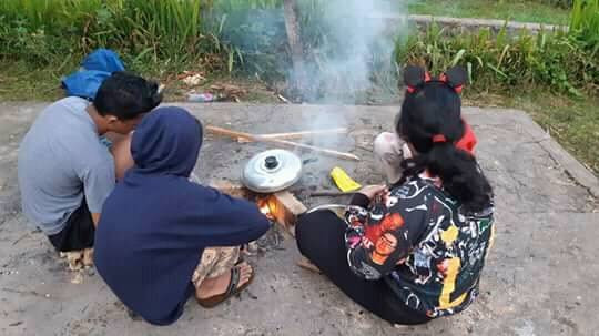 kemah di citra alam