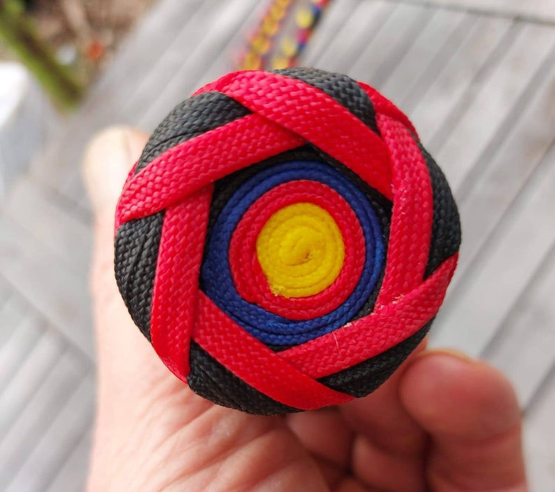 Thumbnail: The Archer Hybrid Bullwhip