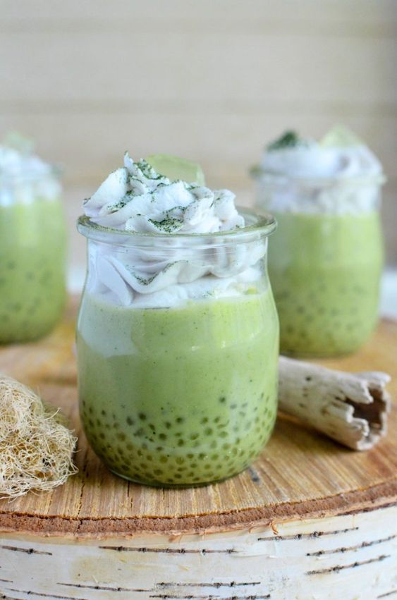 Miniatura: pérolas de tapioca, tapioca pearls, mandioca