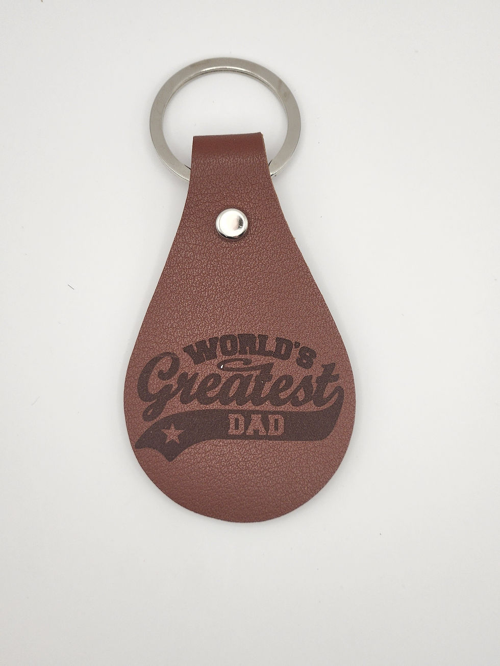 Thumbnail: Leather keychain with 'World's Greatest Dad' message