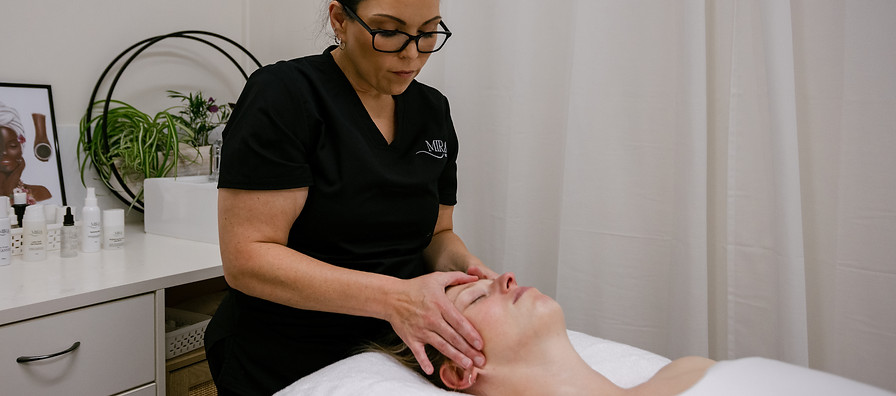 Mira Skin Clinic-24.jpg