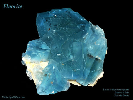 Fluorite bleue de la mine du Beix - Puy de Dôme.