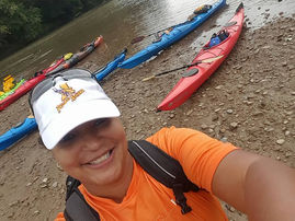 I am a KayakER, too !