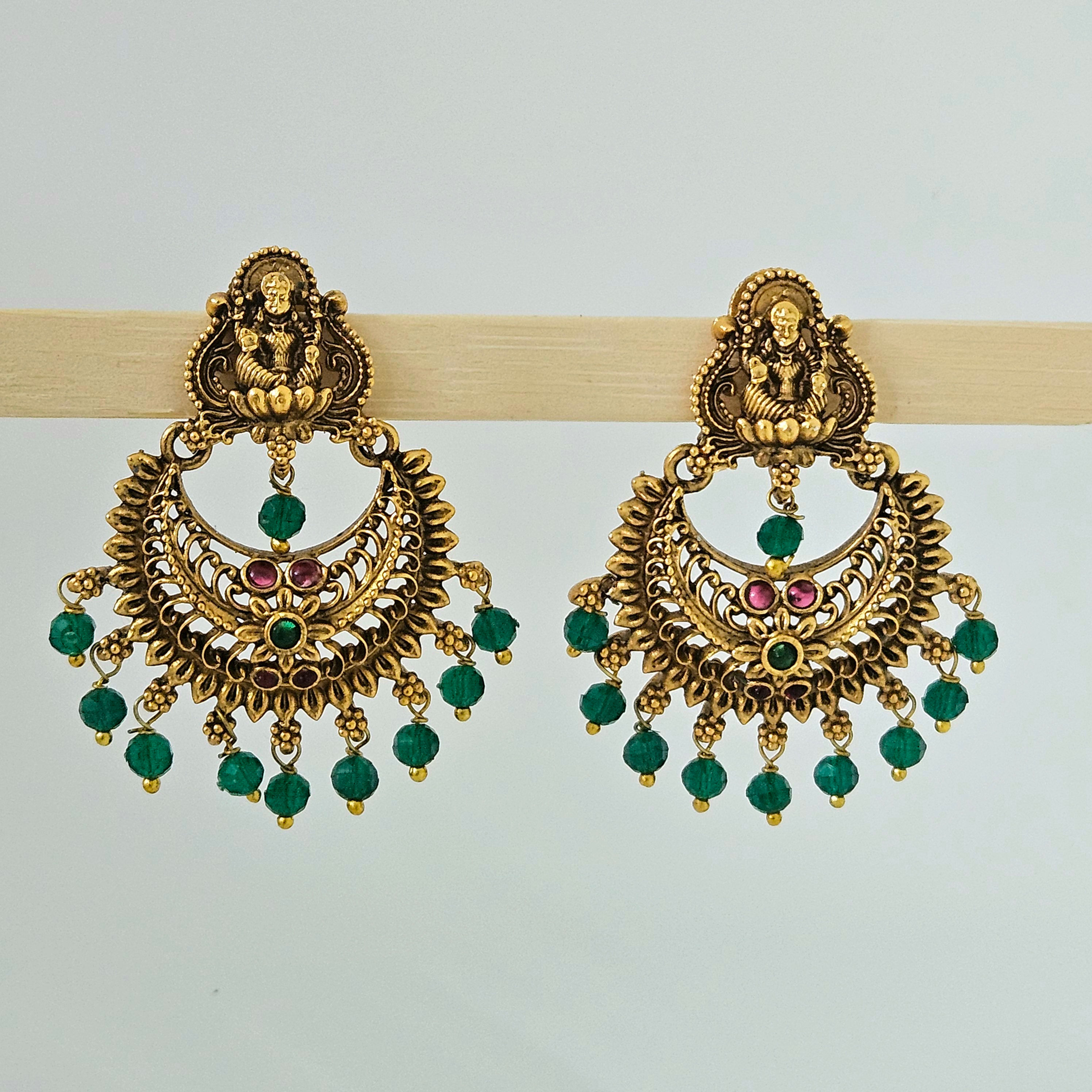 Moonlit Charm Earrings 