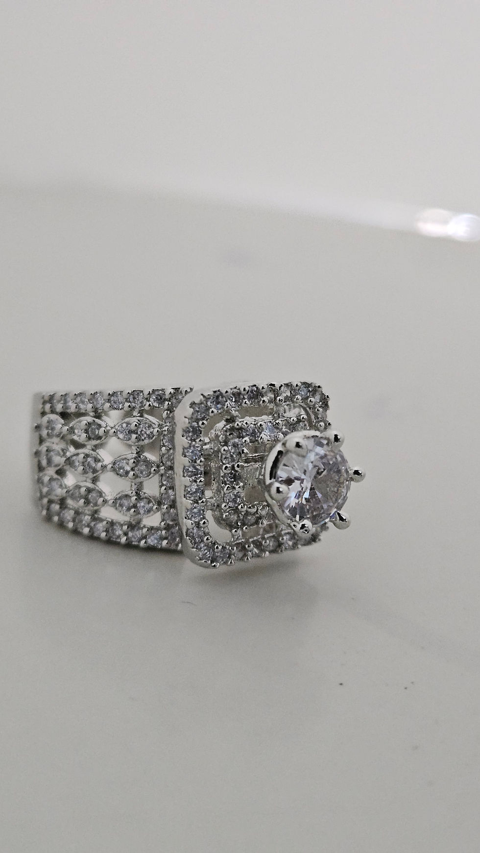 Thumbnail: Moon Stone Ring
