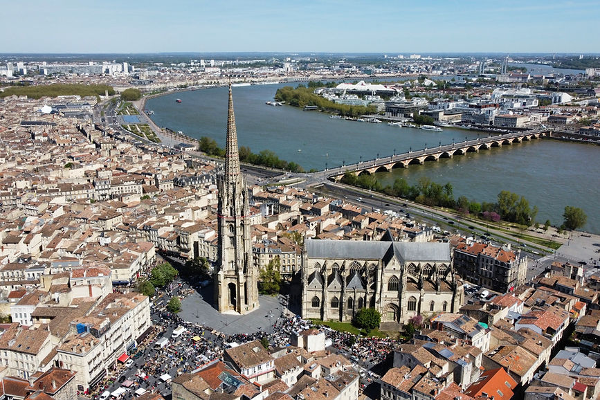 Vue aérienne du centre de Bordeaux