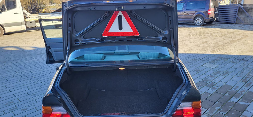 Thumbnail: Mercedes-Benz 124 260 automatik Oldtimer