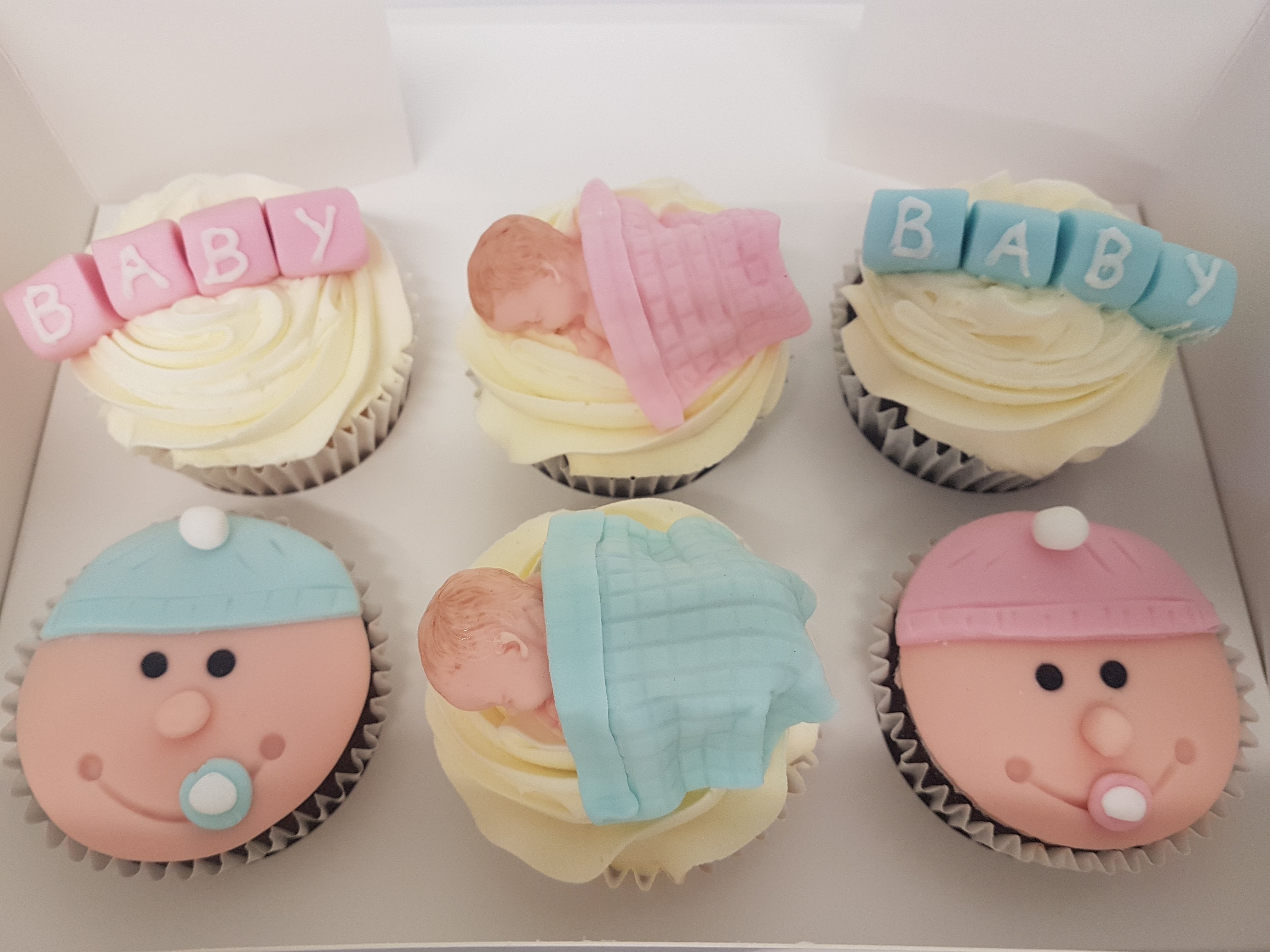 Custom Cakes Ltd Cupcakes Treats