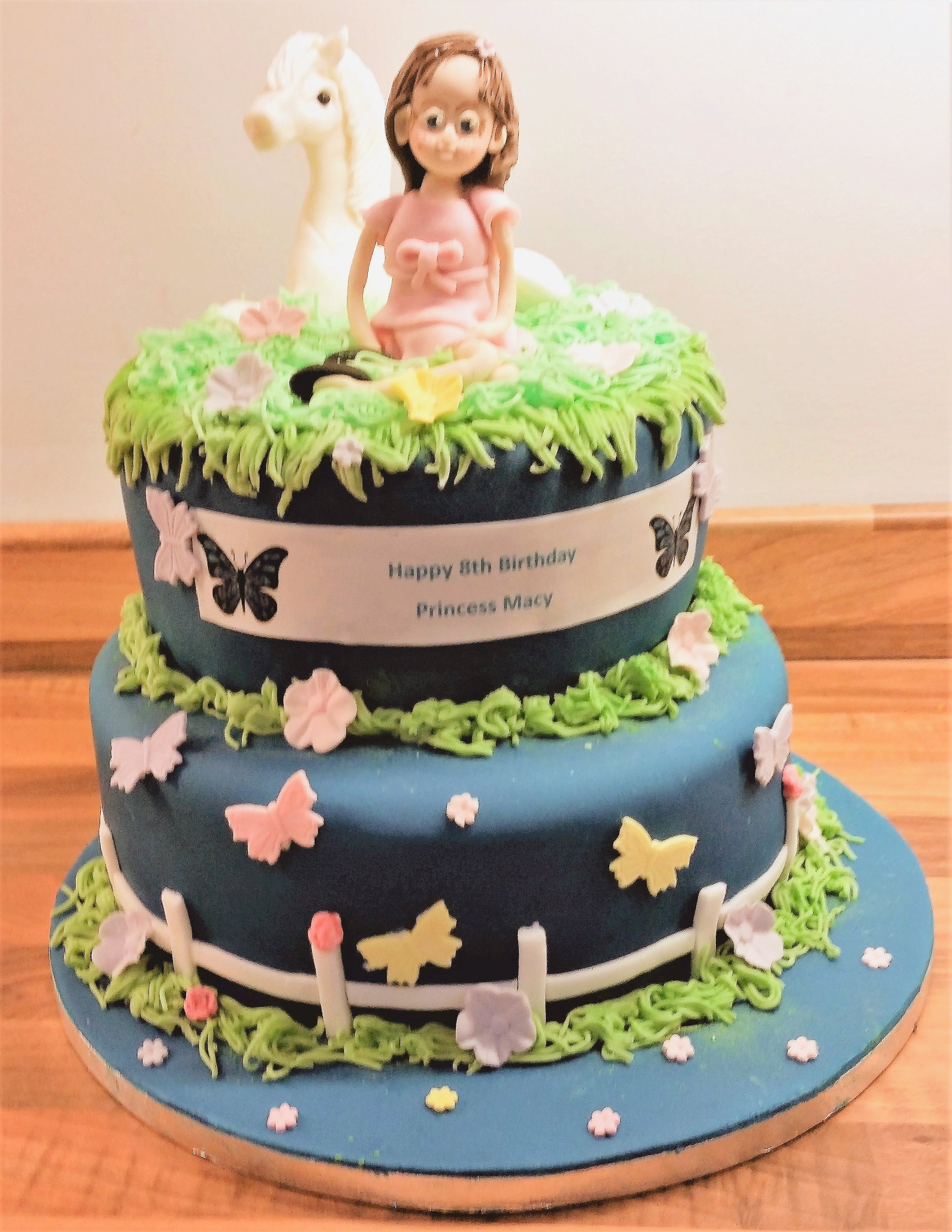 Cakes For Older Girls Lynda Platts Cake De