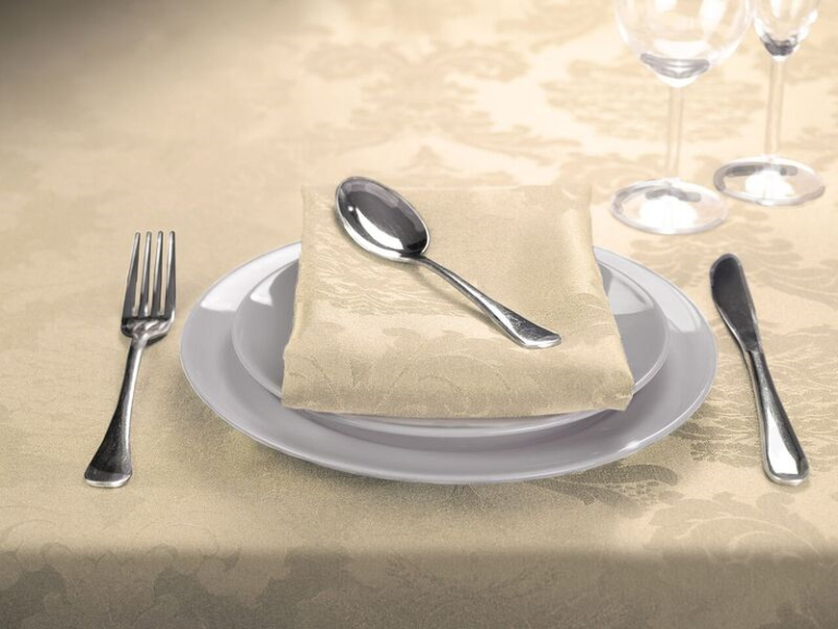 Chipping Norton Event Hire - Bentley Table Linen