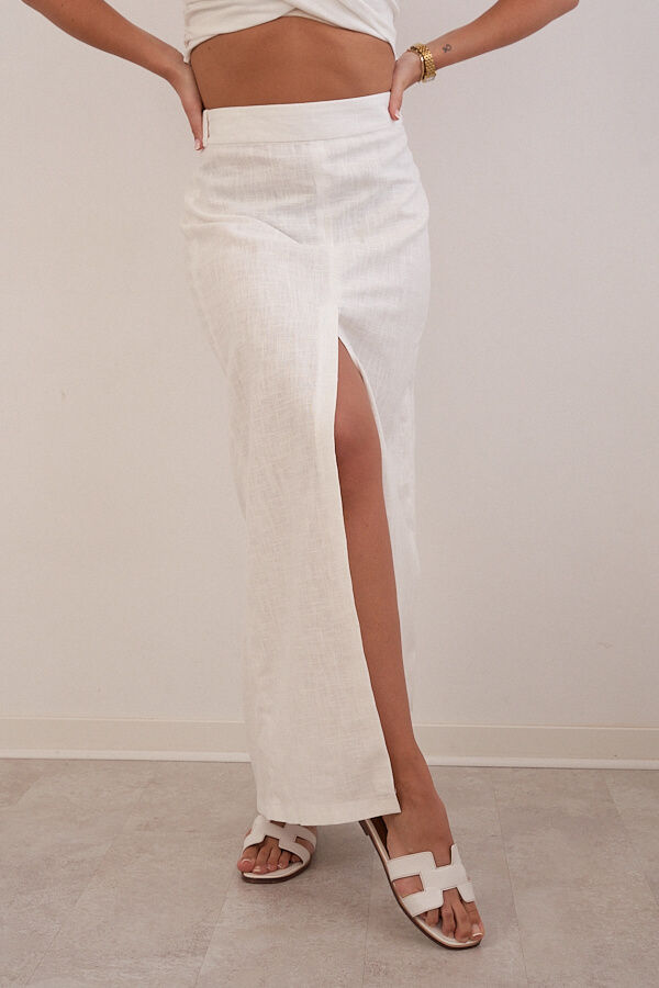 Thumbnail: Sustainable handmade linen skirt crafted in small batches for conscious wardrobes