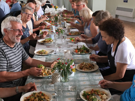Christmas Community Meals with Osnosh