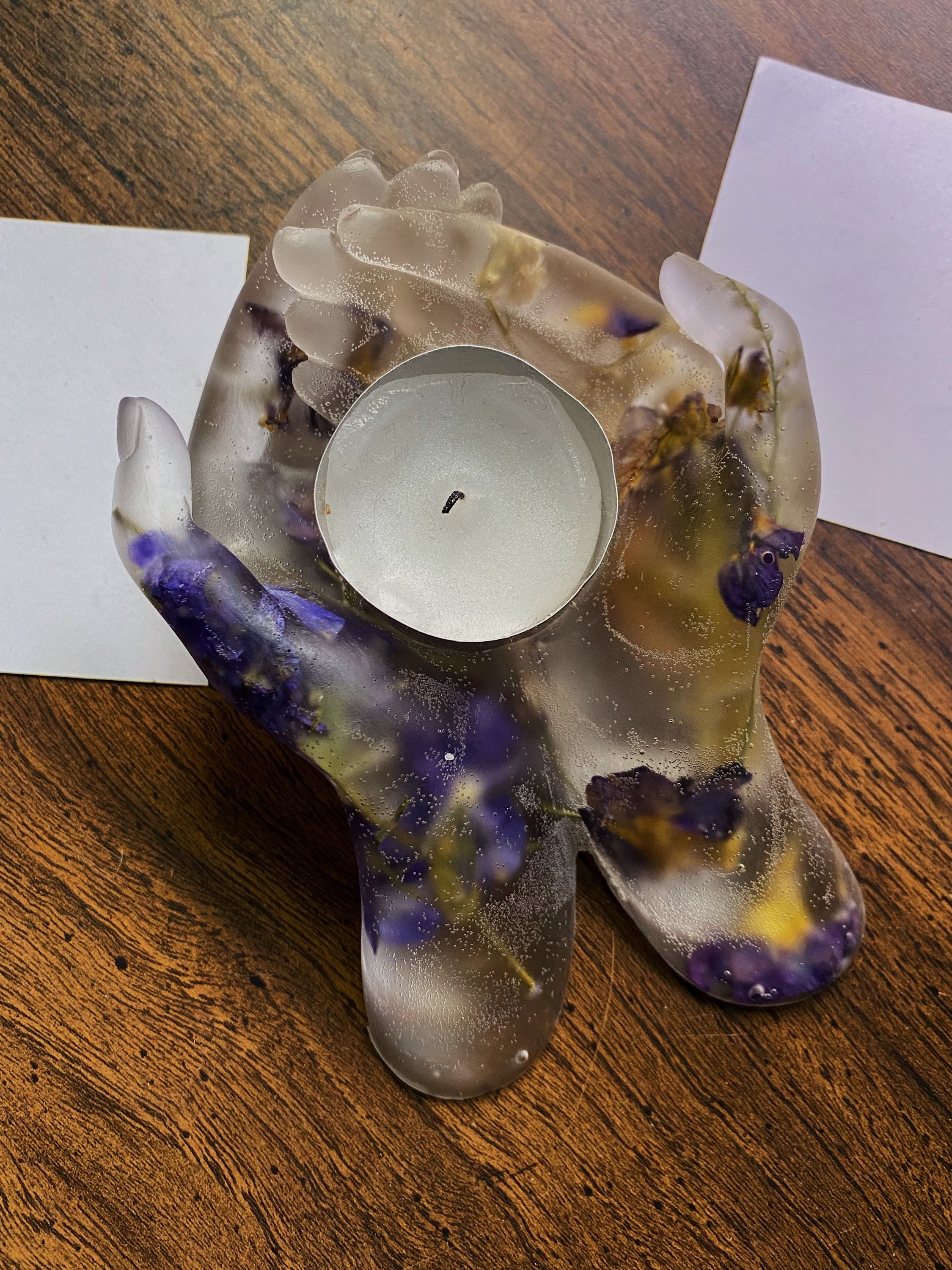 Violet Givings Tealight