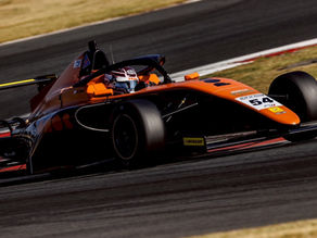 レーシングドライバー隆眞くん