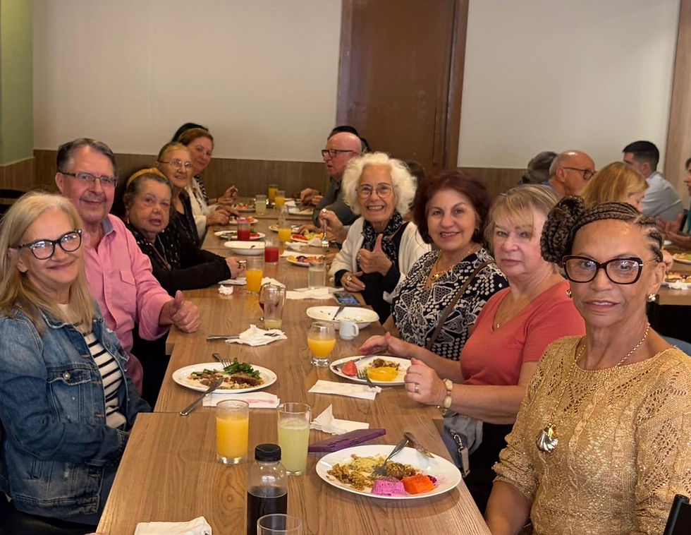 ALMOÇO MENSAL REÚNE DEZENAS DE ASSOCIADOS NO CENTRO HISTÓRICO 