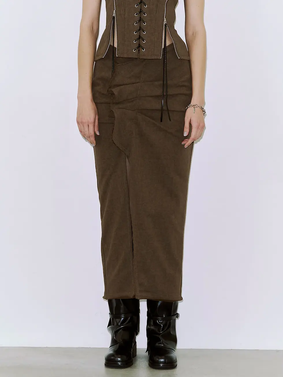 サムネイル： ASYMMETRY CUT SKIRT (JOSE MOON)
