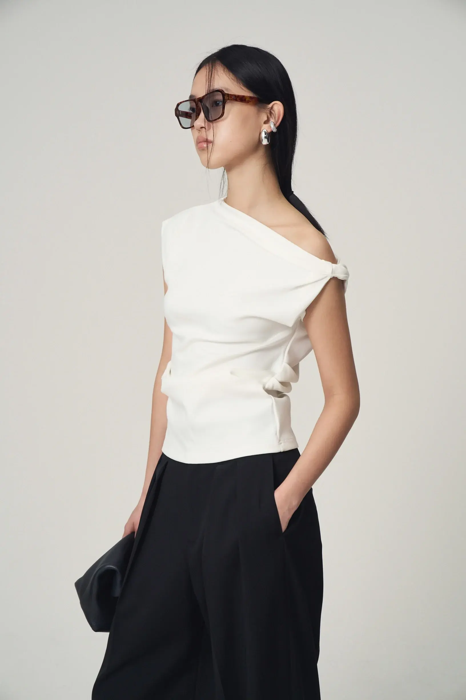 Twist drape tops(Venica)