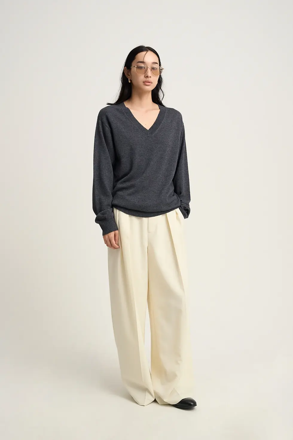 サムネイル： Vneck wool knitpullover（Venica）