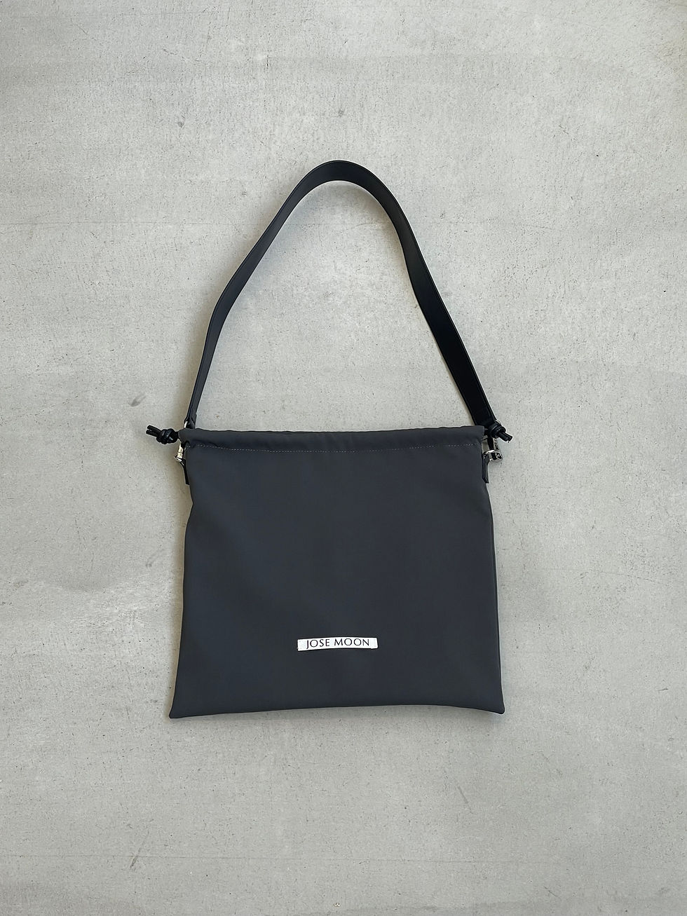 サムネイル： POUCH BAG（JOSE MOON）