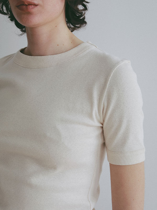 サムネイル： フライスコンパクトTee（ETRE TOKYO）
