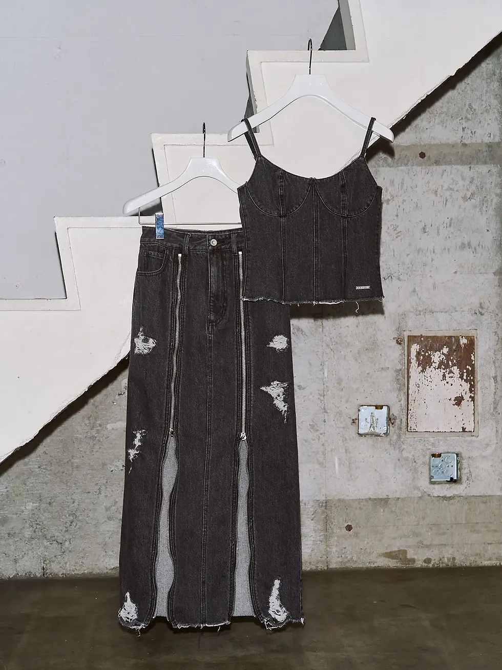 サムネイル： ZIP DENIM SKIRT (JOSE MOON)
