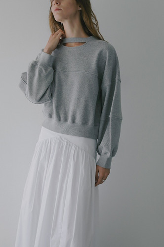 MOON SLIT SWEAT TOPS（MANOF） | BELINDA
