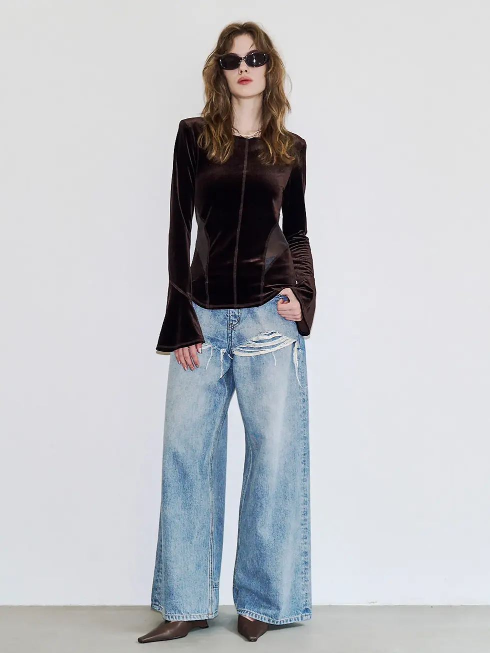 サムネイル： POWER SHOULDER VELOUR TOP (JOSE MOON)