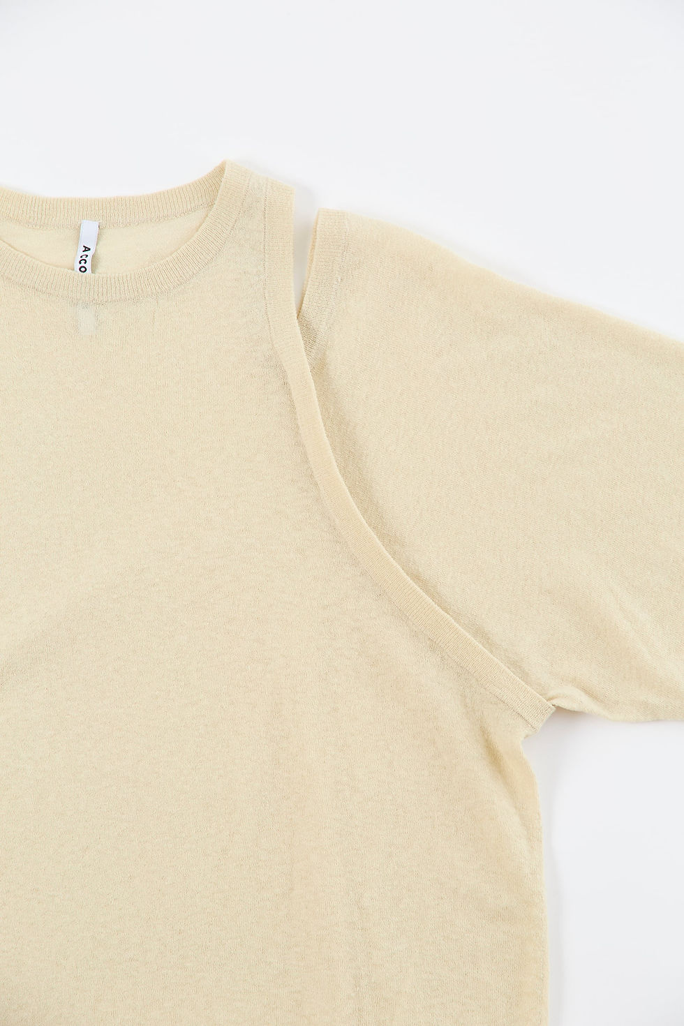 サムネイル： SHOULDER SLIT T SHIRTS（A CCORDION）