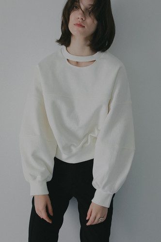 MOON SLIT SWEAT TOPS（MANOF） | BELINDA