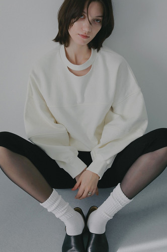 MOON SLIT SWEAT TOPS（MANOF） | BELINDA